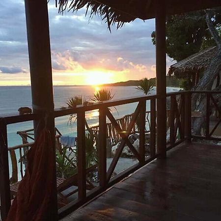 Nini'S Beach Bungalows Bira Luaran gambar