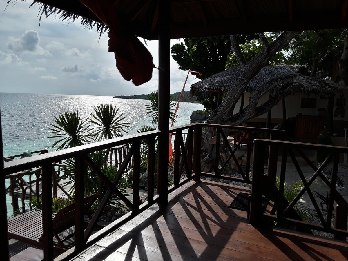 Nini'S Beach Bungalows Bira Luaran gambar